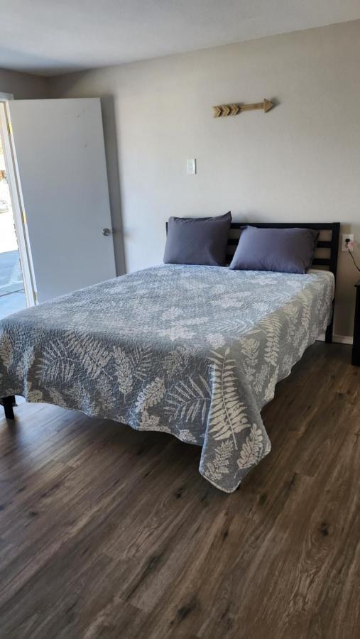 Golden Arrow Motel Lamar Bagian luar foto