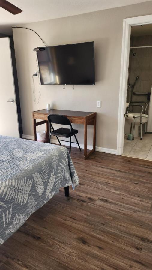 Golden Arrow Motel Lamar Bagian luar foto